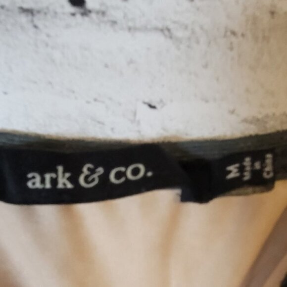 ARK & Co Grey And Nude Lace Dress - Picture 6 of 6